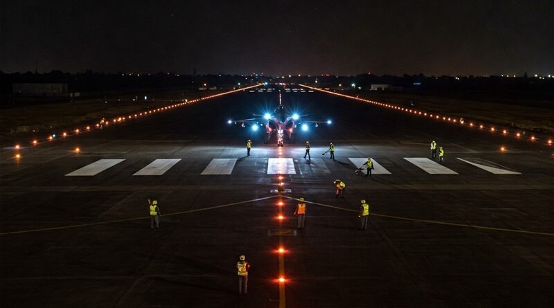Shahjahanpur Gets India’s First Night-Landing Airstrip for Training of Fighter Planes